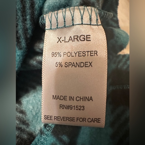 Roudelain Fleece Checkered Pajama Set - NWT - Size XL - Picture 11 of 13